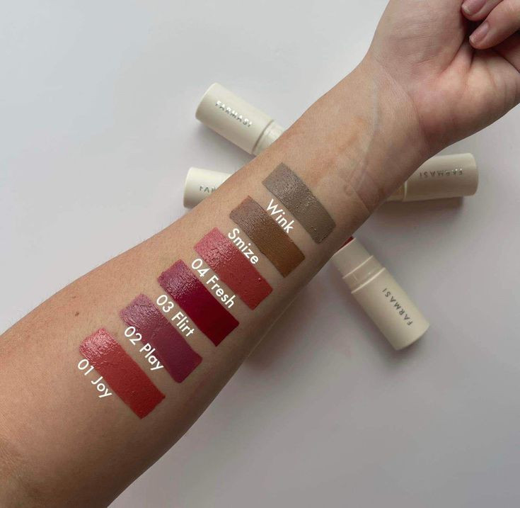 خرید رژلب و رژ گونه استیکی از دلبیوتی